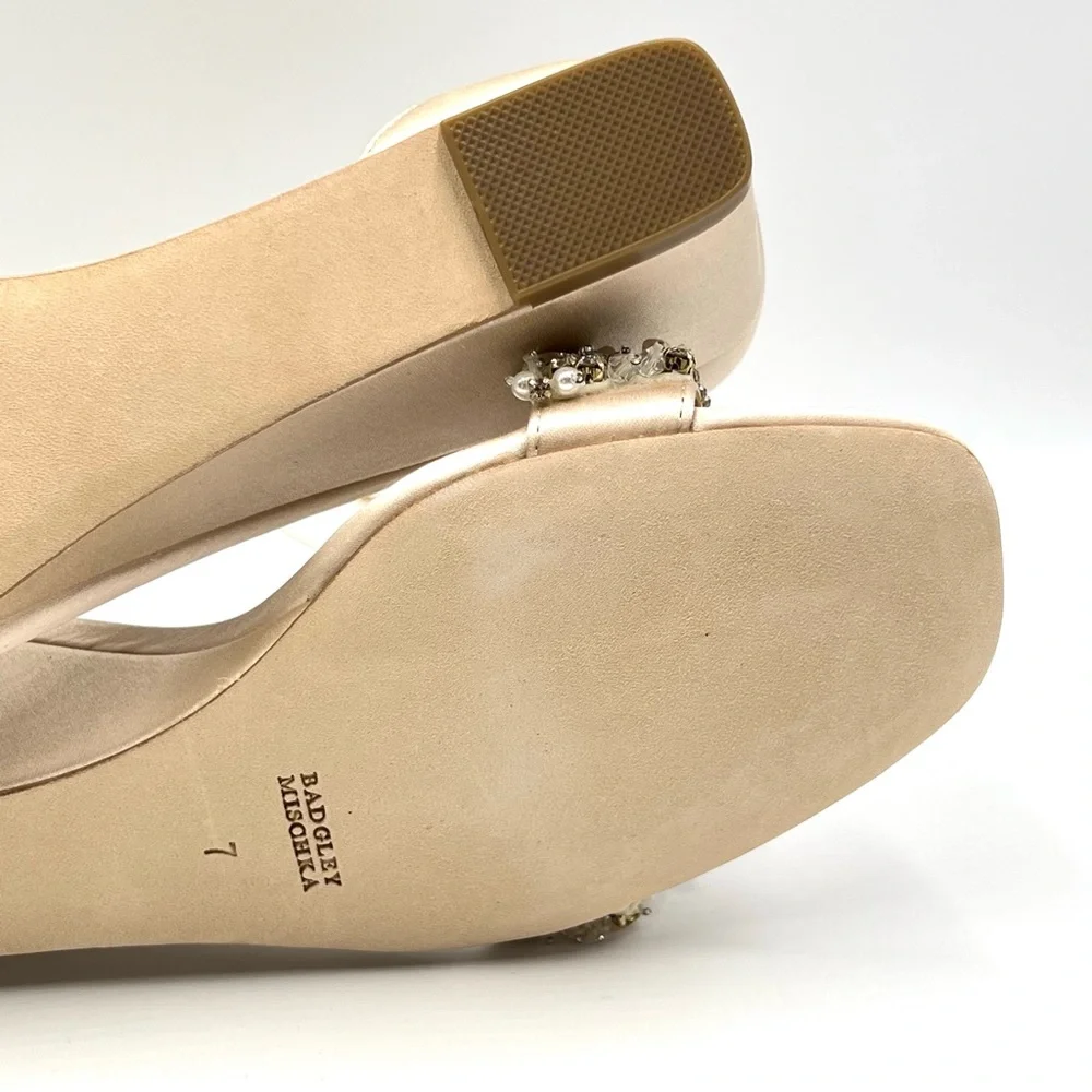 Badgley Mischka Size 7 Nude Satin Jeweled Low Wedges Heels Dress Sandals Shoes‎
